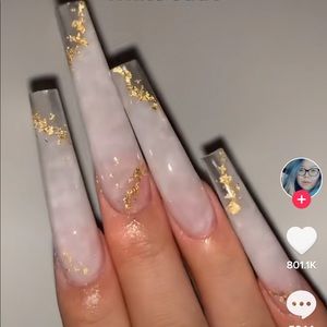 Meet your Posher, Destiny